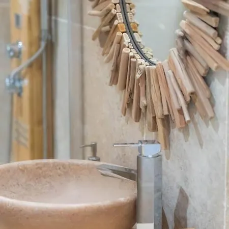 Demeure De Charme Suarella Domaine De Marquiliani *